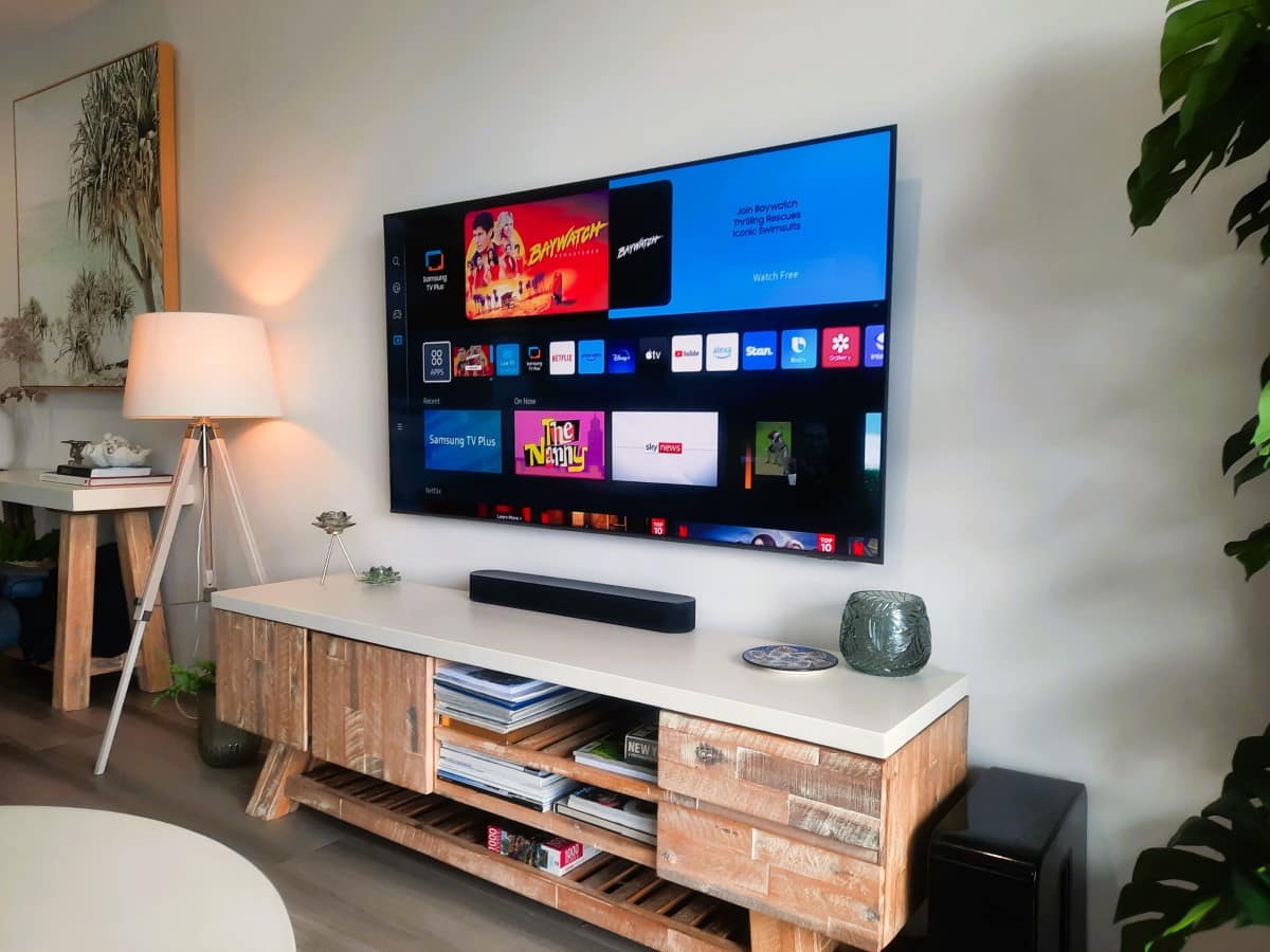 TV wall-mounted & Soundbar, Noosaville