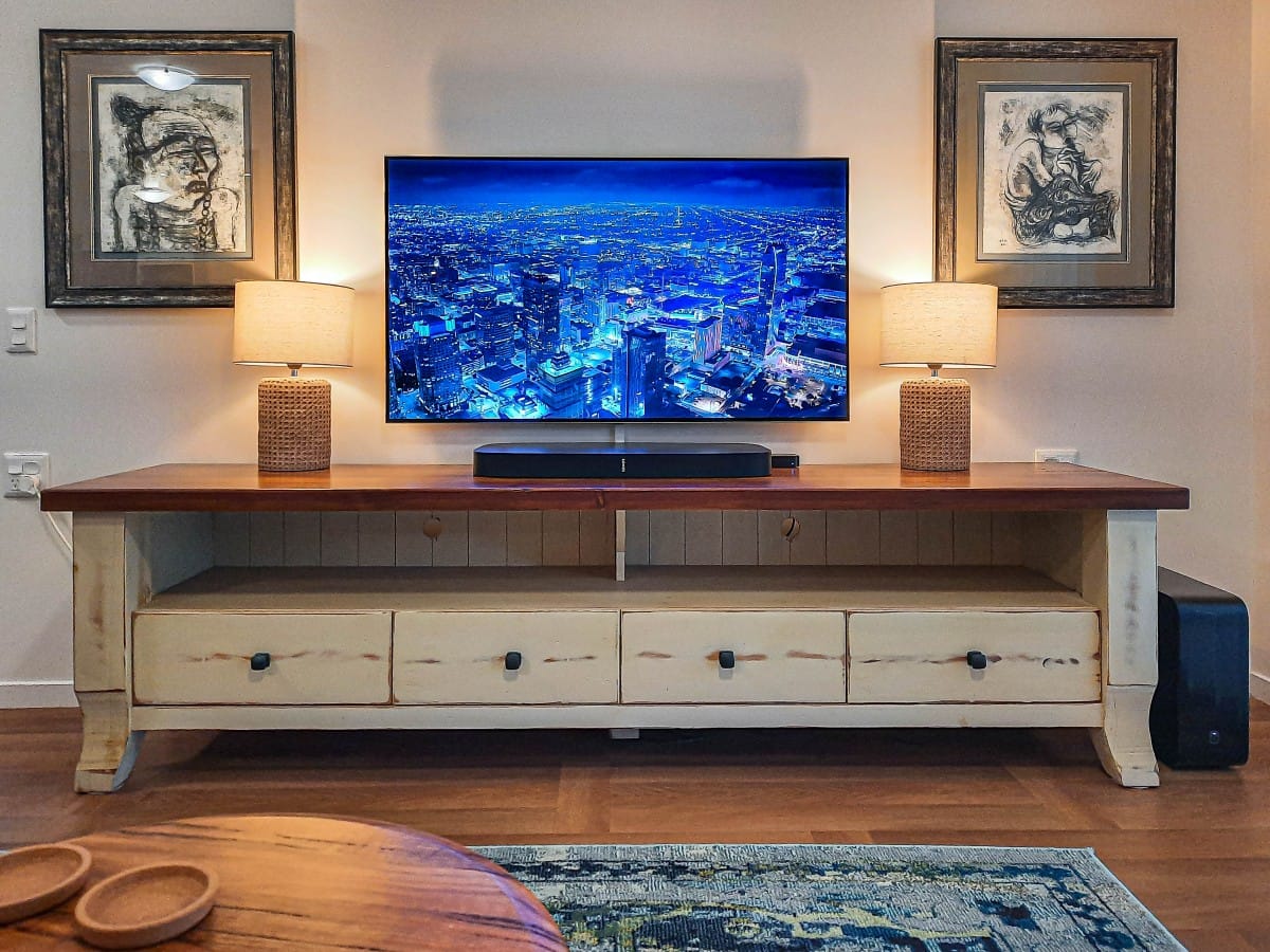 TV to wall & Soundbar, AVEO Peregian Springs